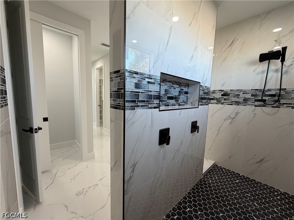 112 NE 6th Street Cape Coral FL 33909 2026015943 image13