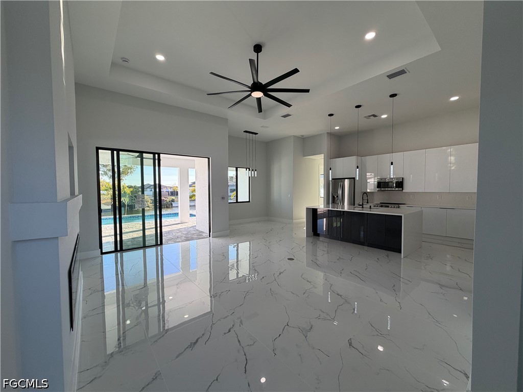 112 NE 6th Street Cape Coral FL 33909 2026015943 image4