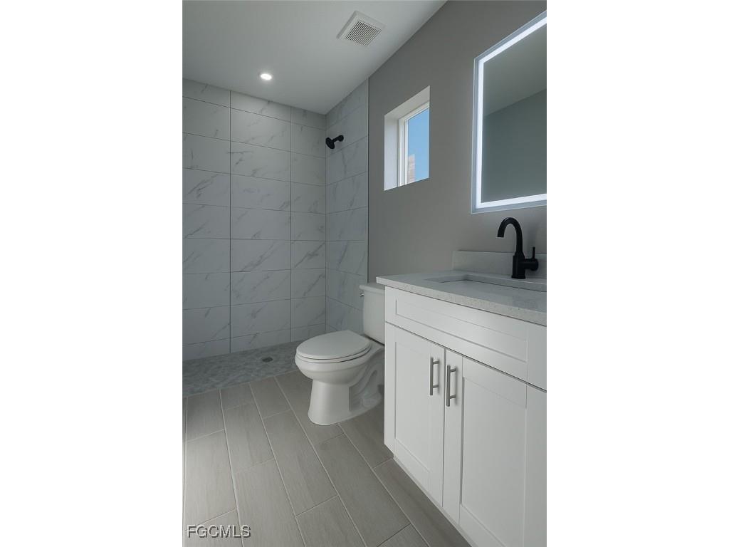 112 NW 23rd Avenue Cape Coral FL 33993 2025022387 image17