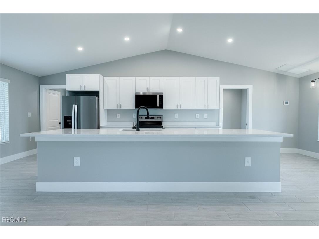 112 NW 23rd Avenue Cape Coral FL 33993 2025022387 image8