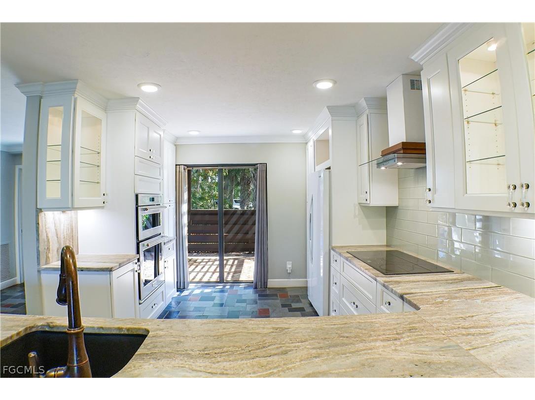 112 Pinebrook Drive Fort Myers FL 33907 2026007137 image4