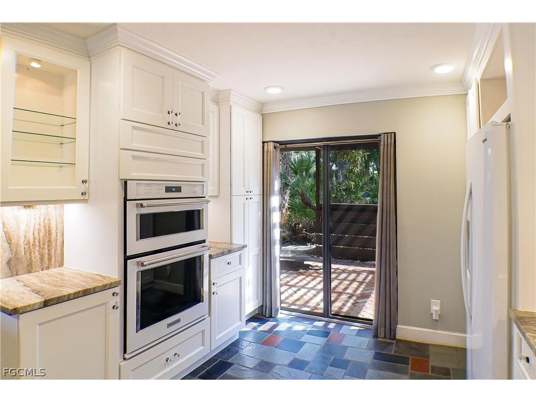 112 Pinebrook Drive Fort Myers FL 33907 2026007137 image5