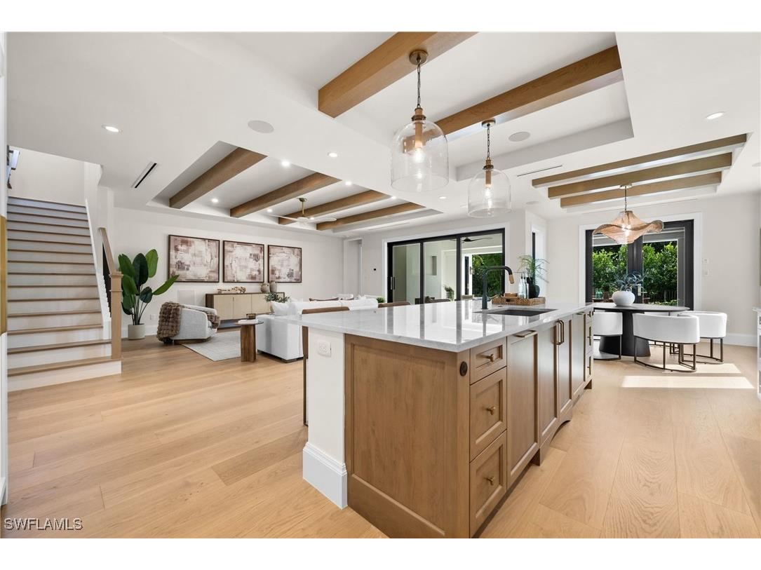 1120 10th Avenue N Naples FL 34102 224101968 image10