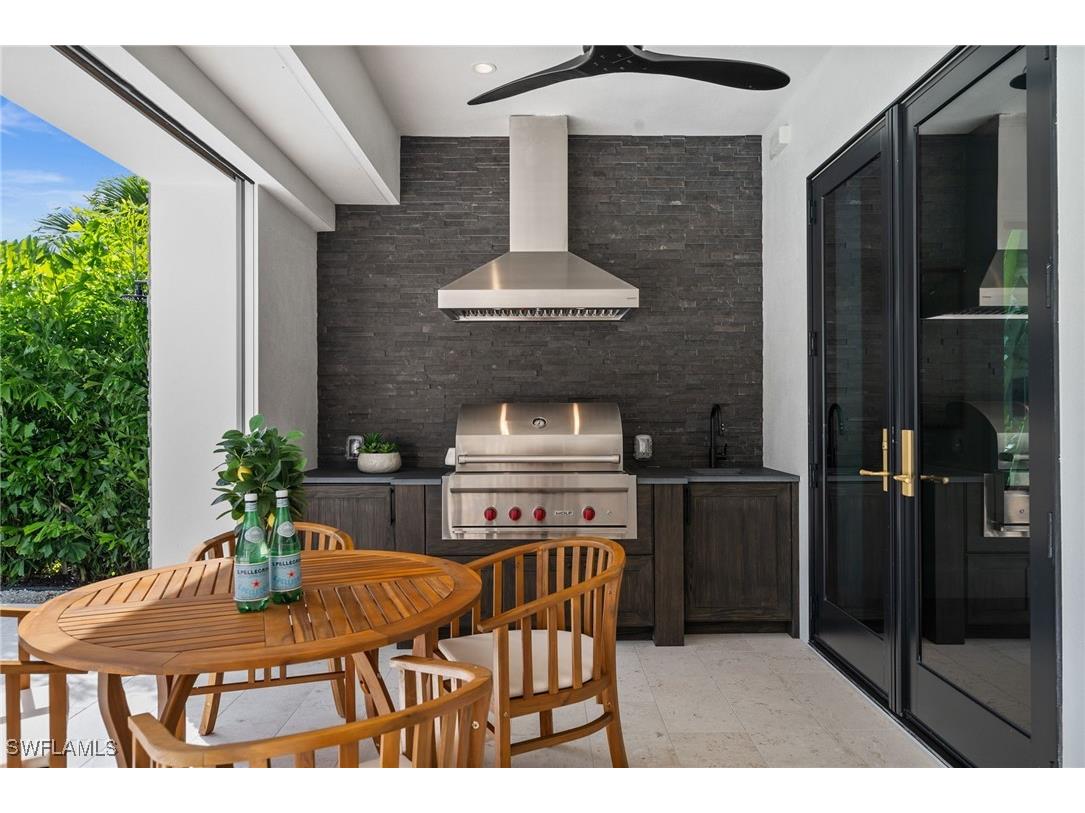 1120 10th Avenue N Naples FL 34102 224101968 image24