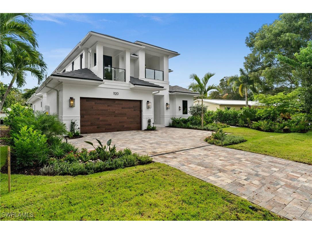 1120 10th Avenue N Naples FL 34102 224101968 image3