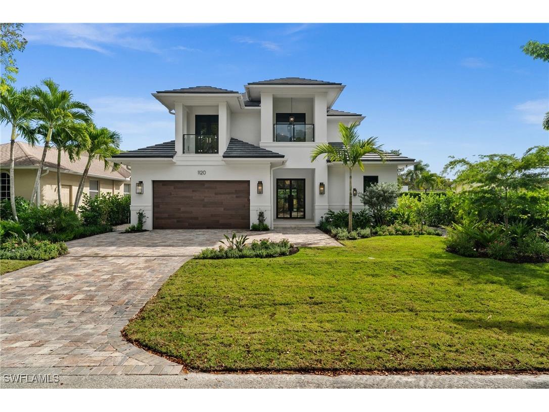 1120 10th Avenue N Naples FL 34102 224101968 image4