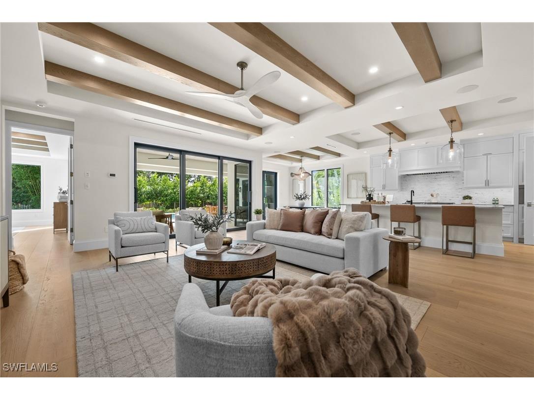 1120 10th Avenue N Naples FL 34102 224101968 image7