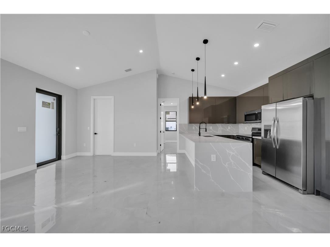 1120 NW 20th Place Cape Coral FL 33993 2026008419 image10