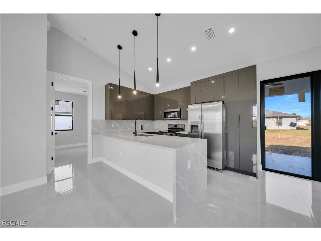 1120 NW 20th Place Cape Coral FL 33993 2026008419 image12