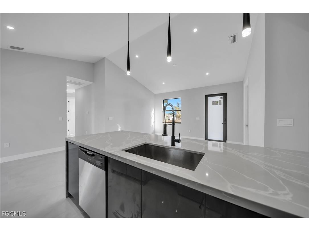 1120 NW 20th Place Cape Coral FL 33993 2026008419 image16