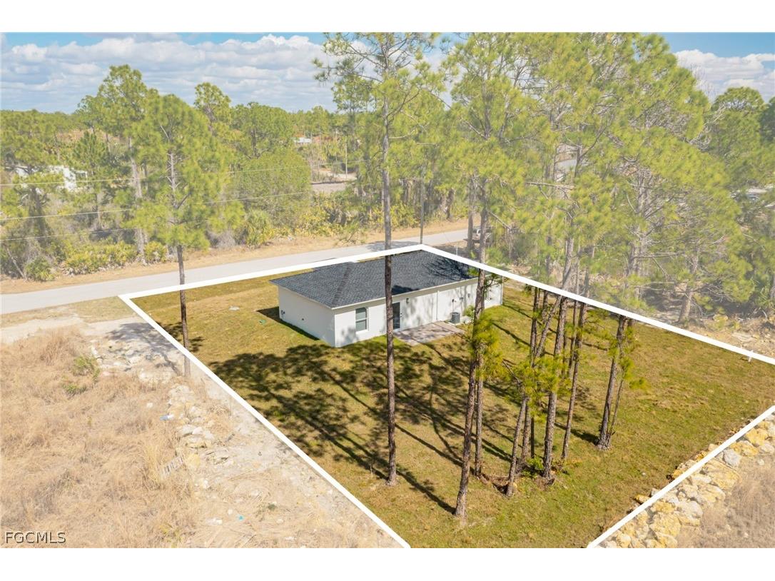 1120 Ravenswood Street E Lehigh Acres FL 33974 2026007700 image3