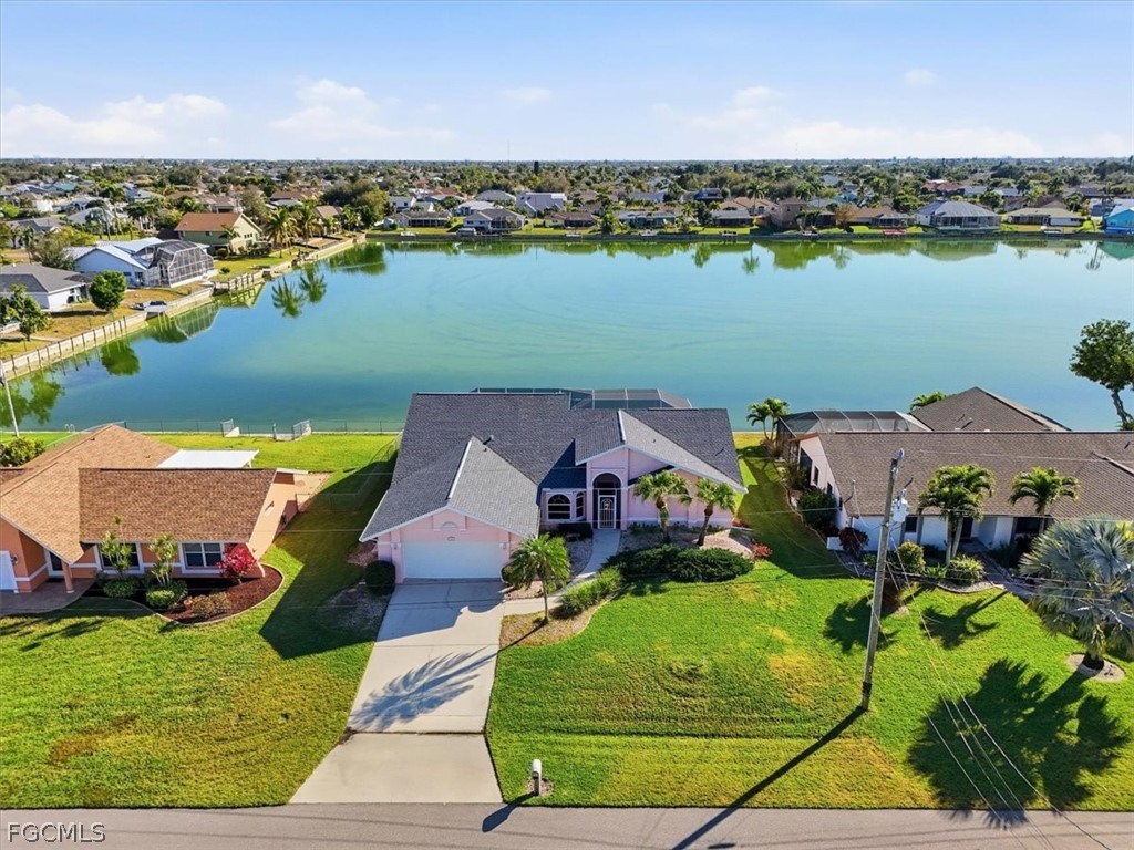 1120 SE 1st Terrace Cape Coral FL 33990 2026006951 image1