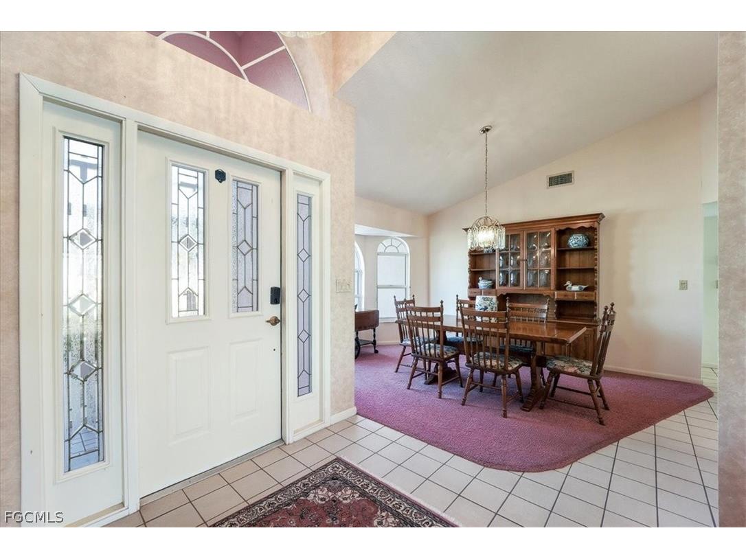 1120 SE 1st Terrace Cape Coral FL 33990 2026006951 image12