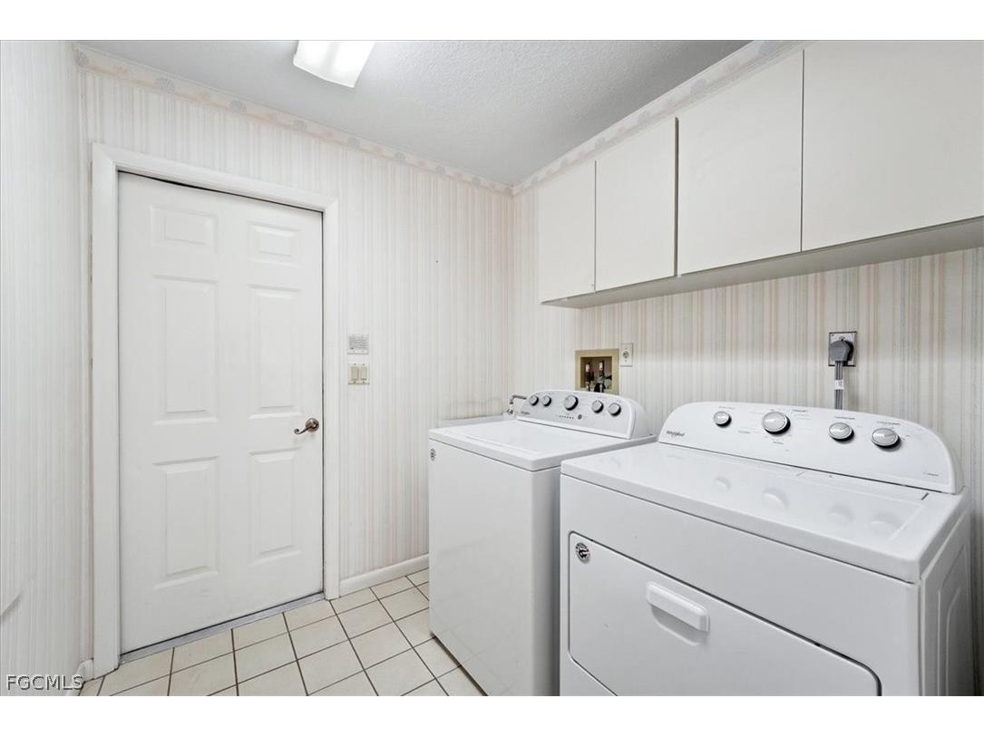 1120 SE 1st Terrace Cape Coral FL 33990 2026006951 image26