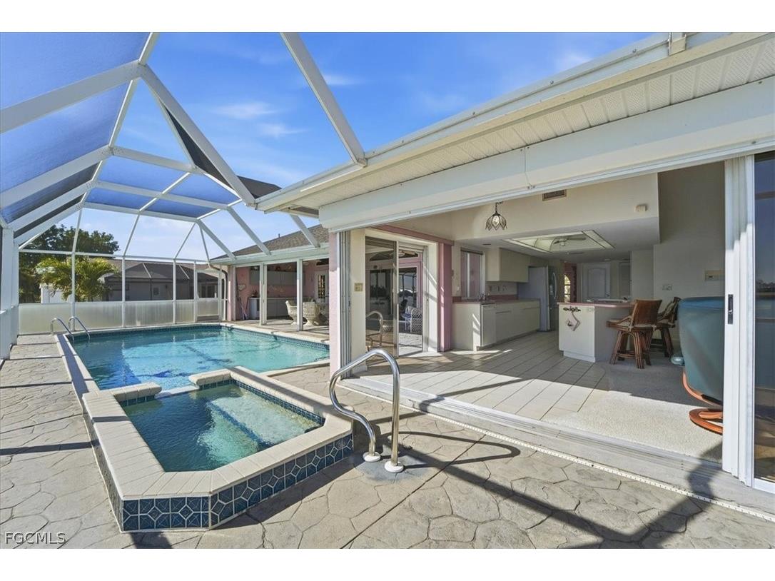 1120 SE 1st Terrace Cape Coral FL 33990 2026006951 image27