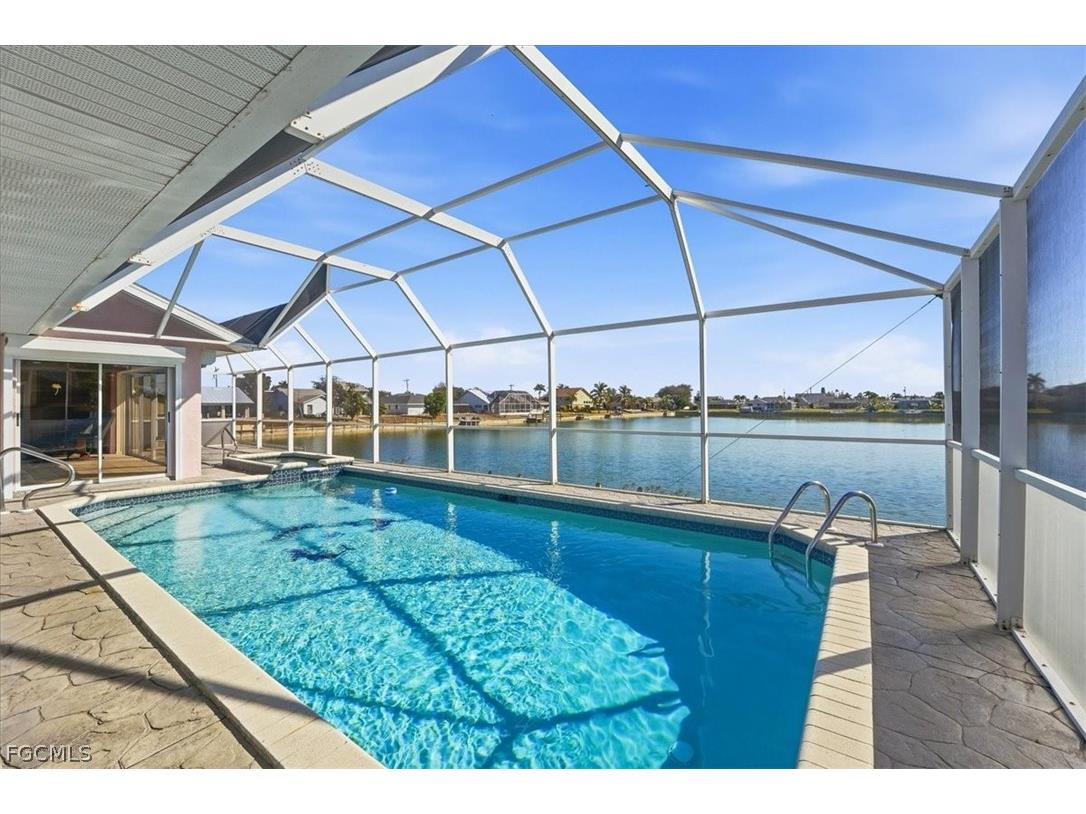 1120 SE 1st Terrace Cape Coral FL 33990 2026006951 image32