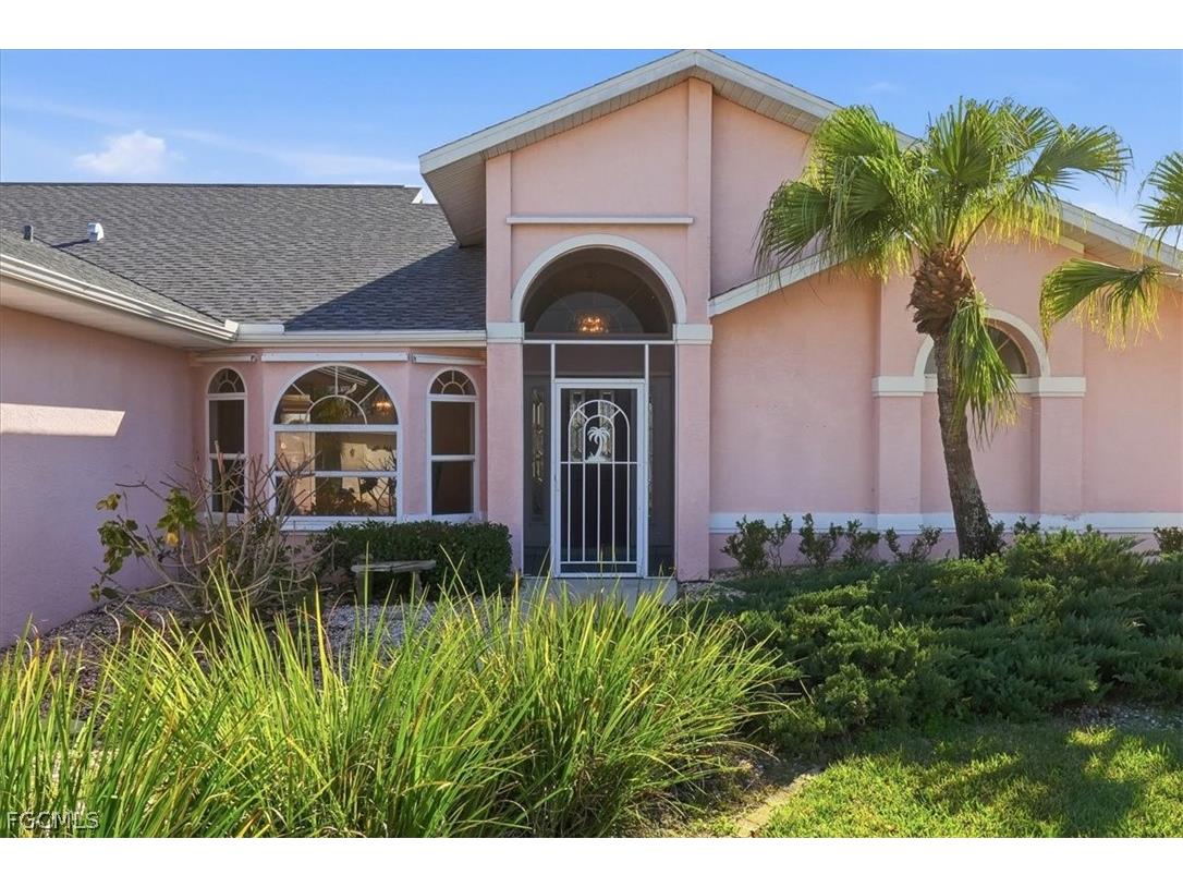 1120 SE 1st Terrace Cape Coral FL 33990 2026006951 image46