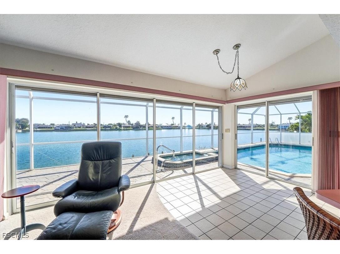 1120 SE 1st Terrace Cape Coral FL 33990 2026006951 image6