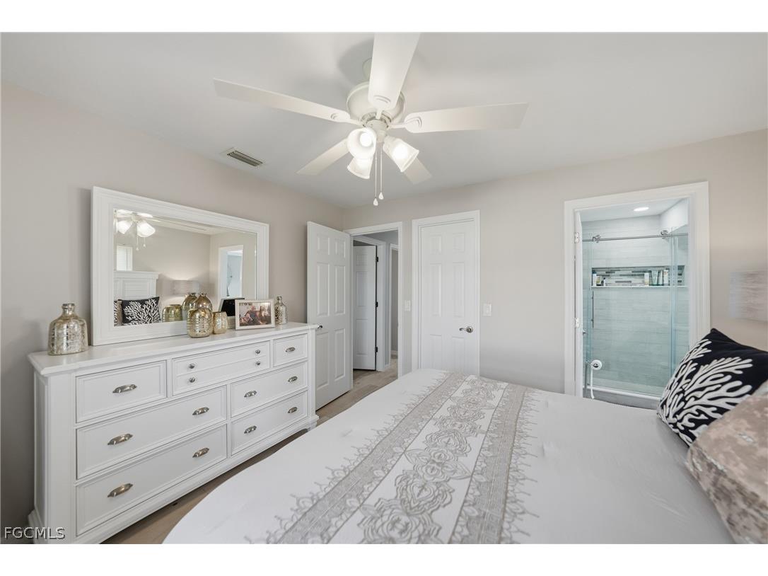 1120 SE 23rd Terrace Cape Coral FL 33990 2026012468 image10