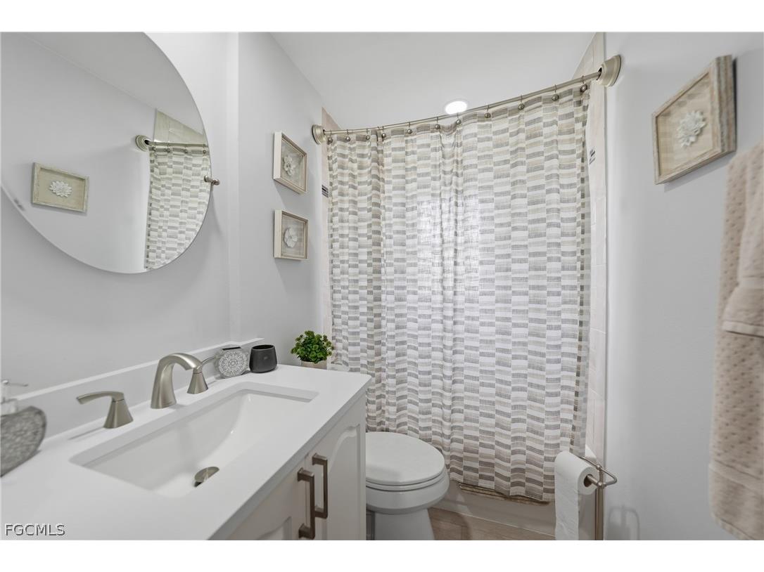 1120 SE 23rd Terrace Cape Coral FL 33990 2026012468 image14