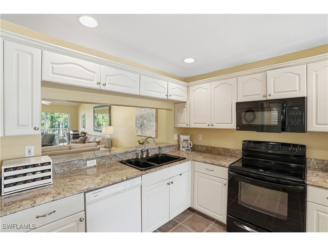 1120 Sarah Jean Circle #B204 Naples FL 34110 225073035 image11