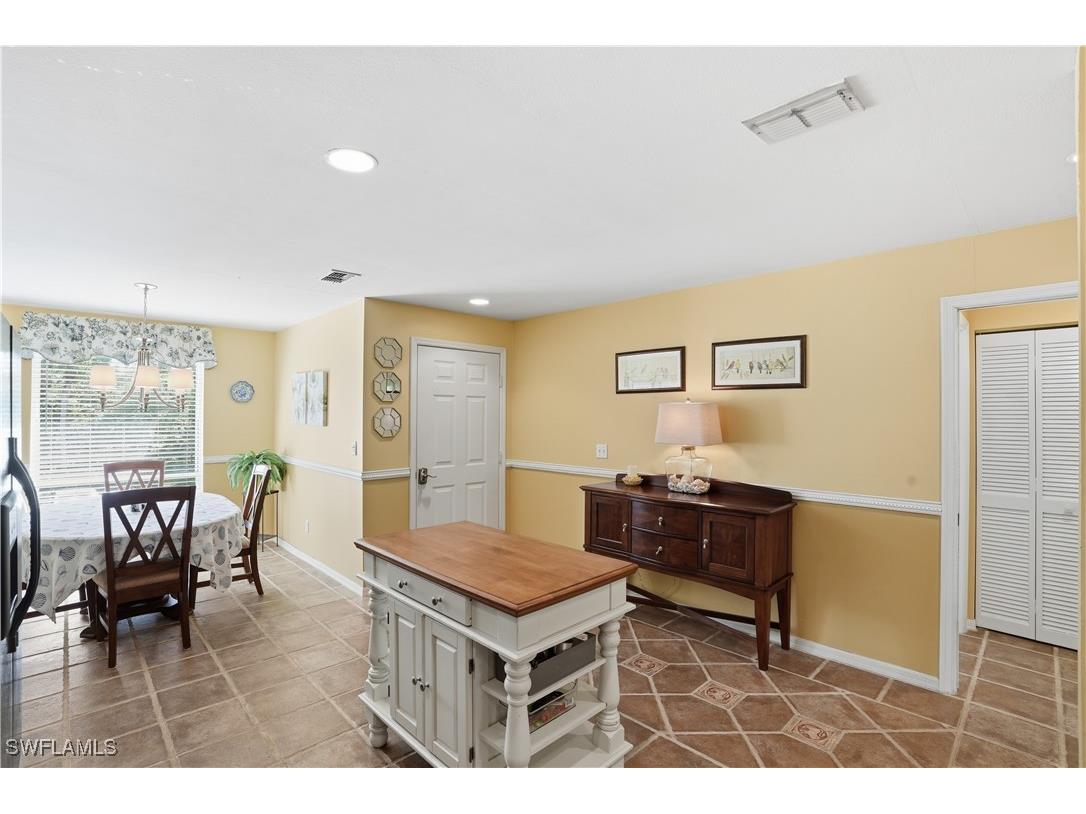 1120 Sarah Jean Circle #B204 Naples FL 34110 225073035 image13