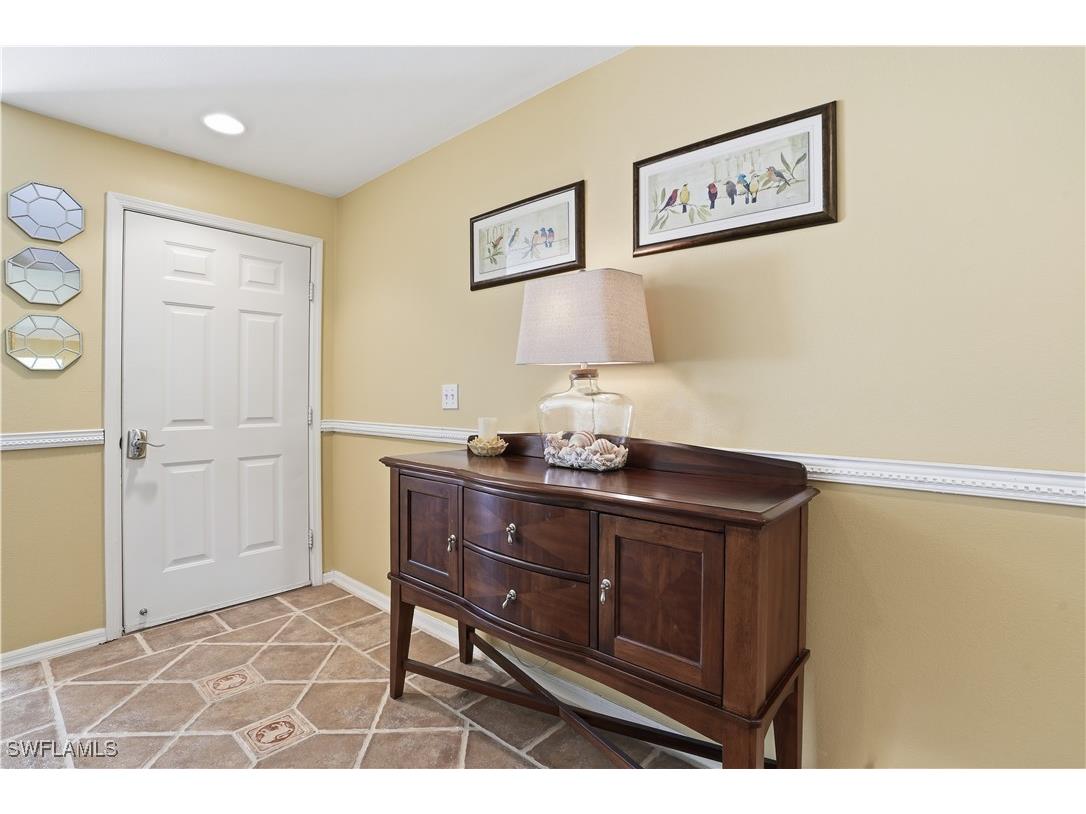 1120 Sarah Jean Circle #B204 Naples FL 34110 225073035 image4