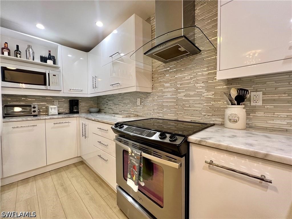 1120 Sarah Jean Circle #B205 Naples FL 34110 226015423 image14