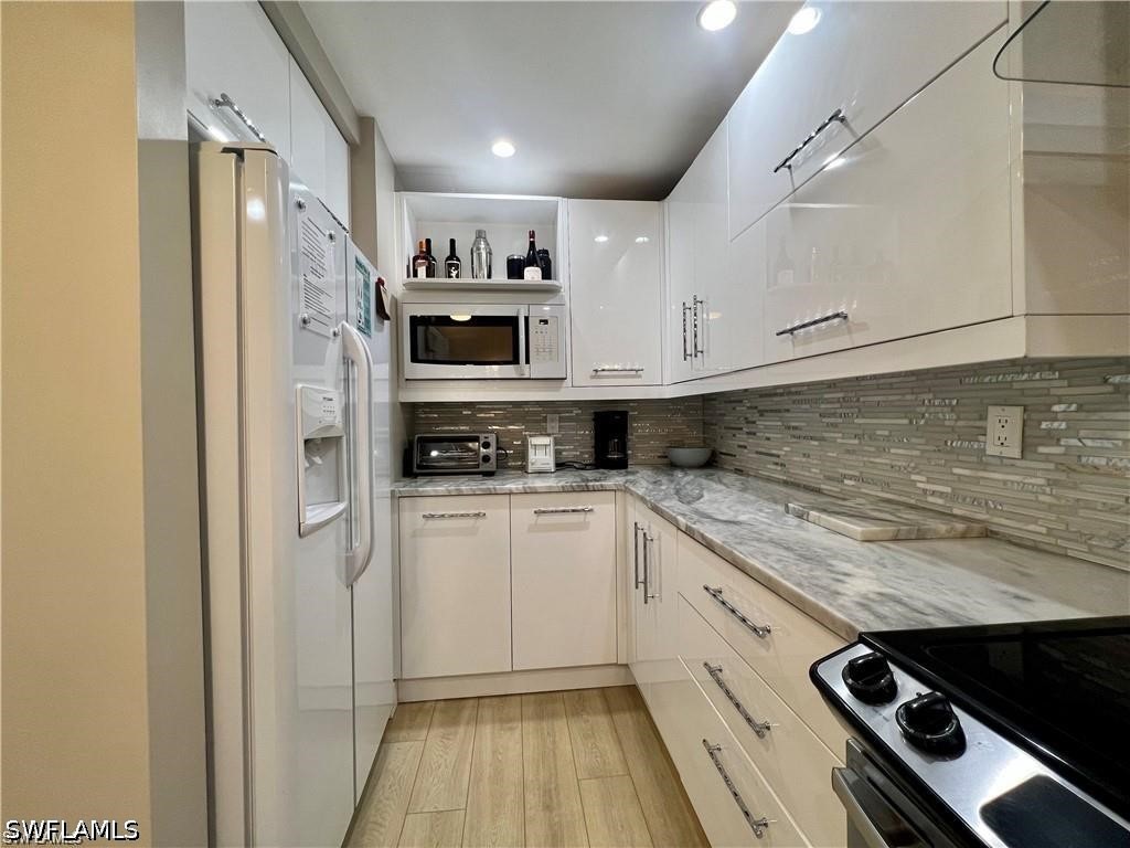 1120 Sarah Jean Circle #B205 Naples FL 34110 226015423 image15