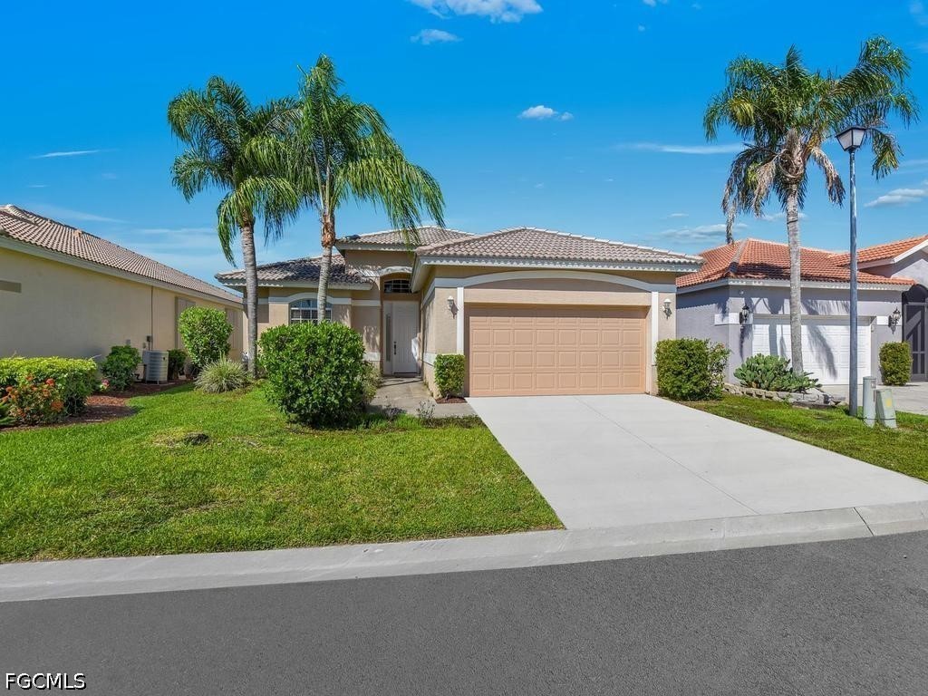 11204 Lakeland Circle Fort Myers FL 33913 2026022076 image1