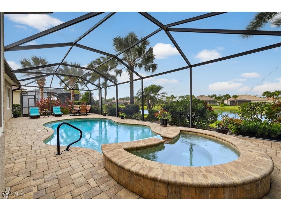 11204 Lithgow Lane Fort Myers FL 33913 2025000338 image1