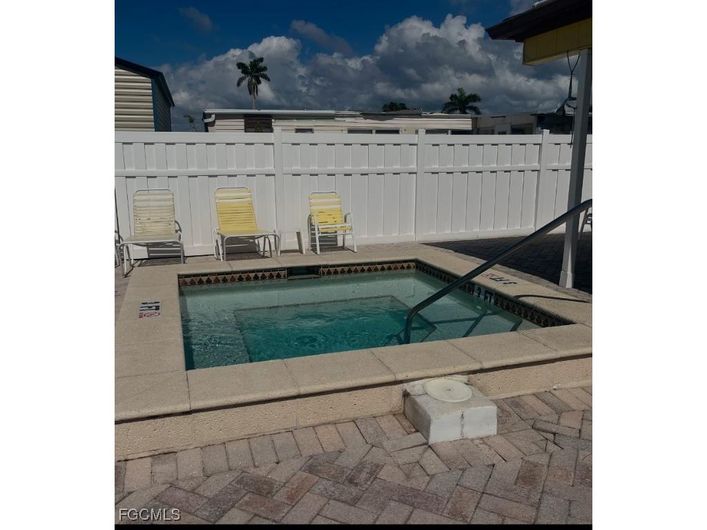 11207 Sunglow Lane #Y2 Fort Myers FL 33908 2025019670 image12