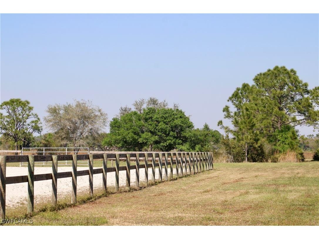 1121 Carson Drive SW Labelle FL 33935 224022575 image1