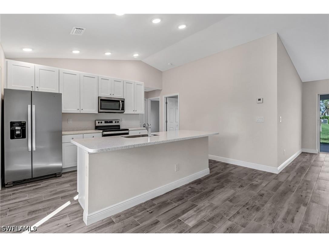 1121 Jacaranda Parkway E Cape Coral FL 33909 226013215 image3