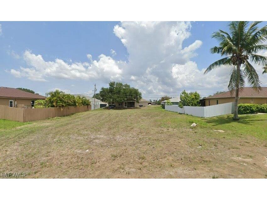 1121 NE 9th Terrace Cape Coral FL 33909 224078744 image1