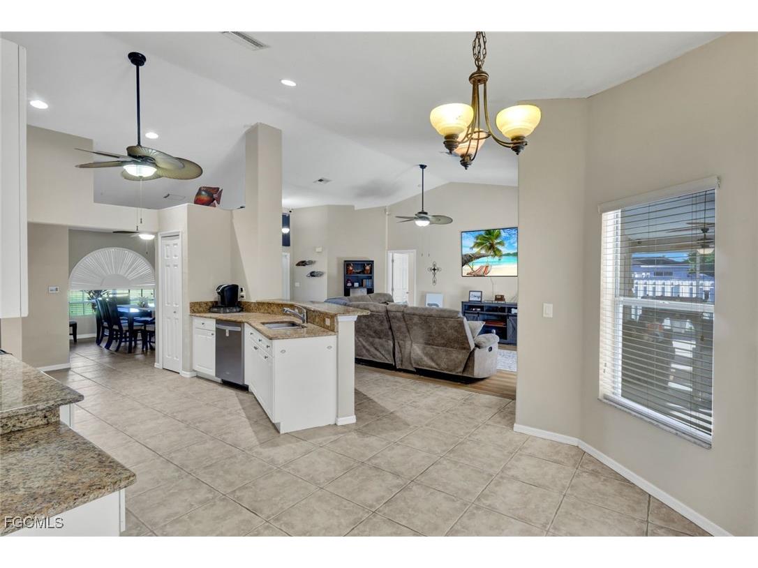 1121 NW 27th Avenue Cape Coral FL 33993 2025008191 image14