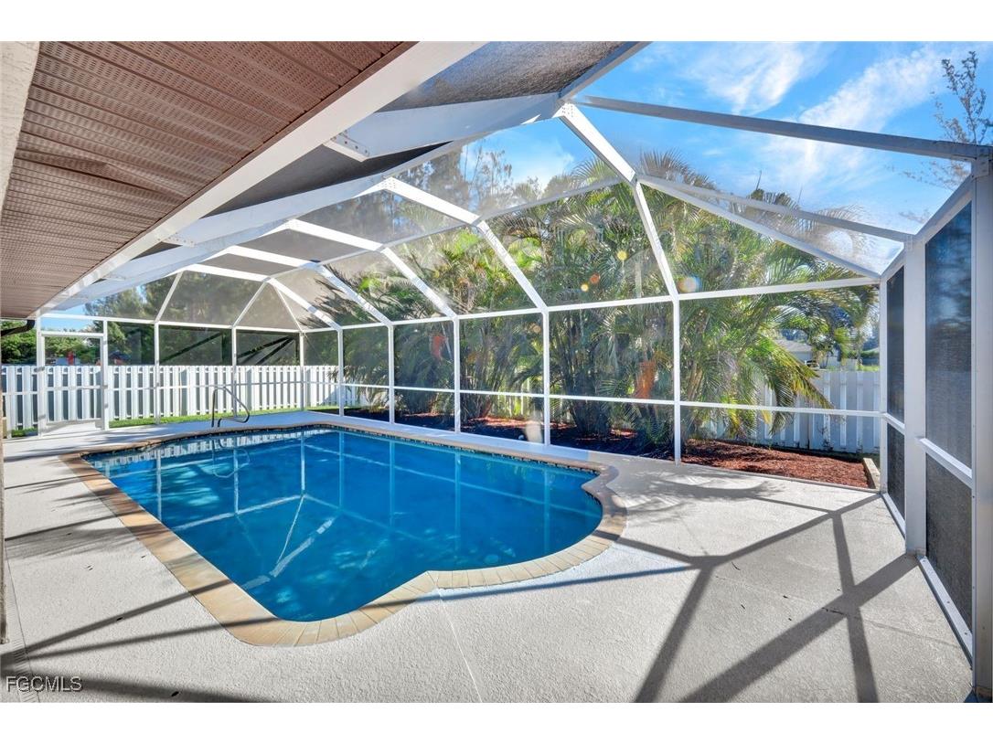 1121 NW 27th Avenue Cape Coral FL 33993 2025008191 image29