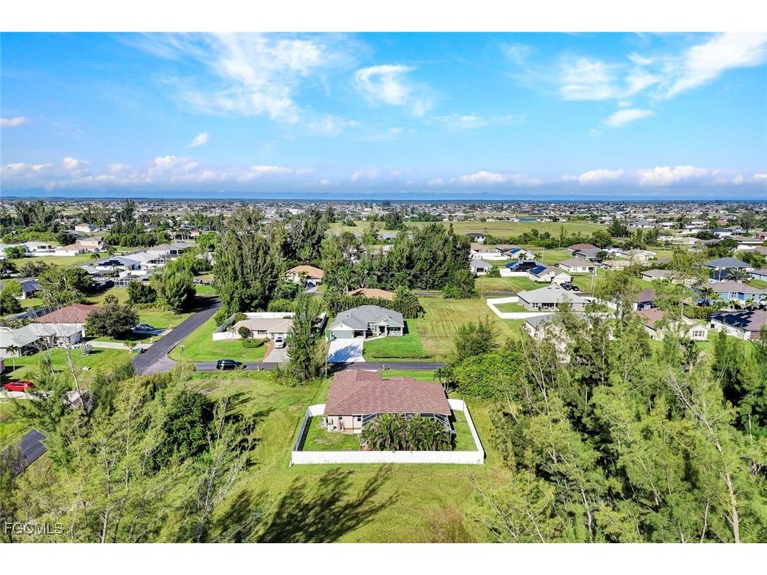 1121 NW 27th Avenue Cape Coral FL 33993 2025008191 image37