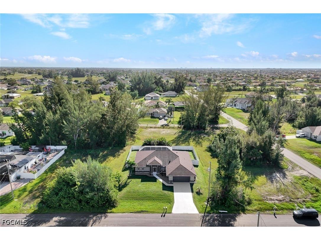 1121 NW 27th Avenue Cape Coral FL 33993 2025008191 image42