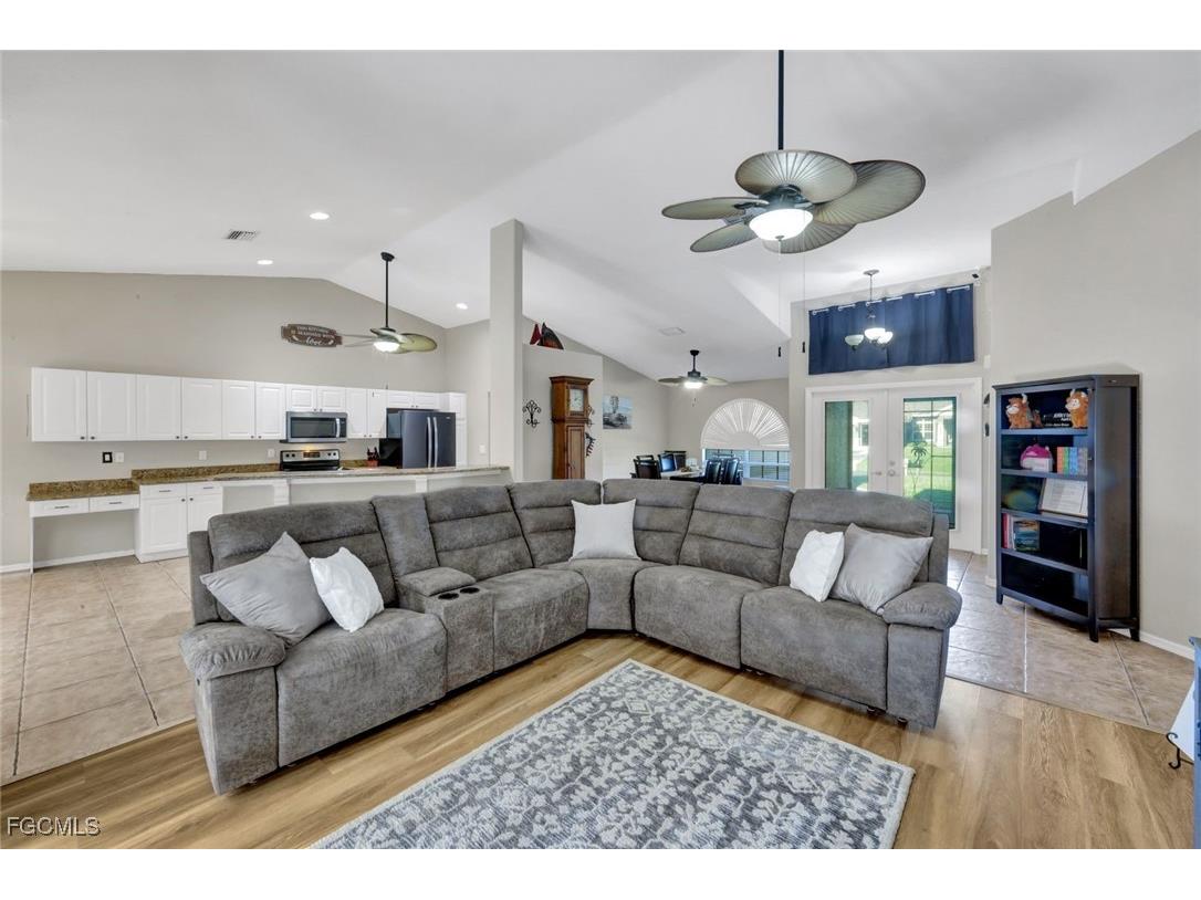 1121 NW 27th Avenue Cape Coral FL 33993 2025008191 image7