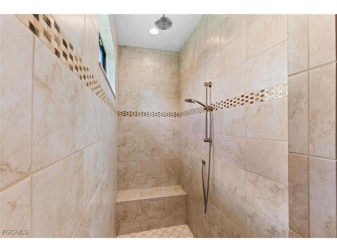 1121 SW 24th Street Cape Coral FL 33991 2025022591 image17