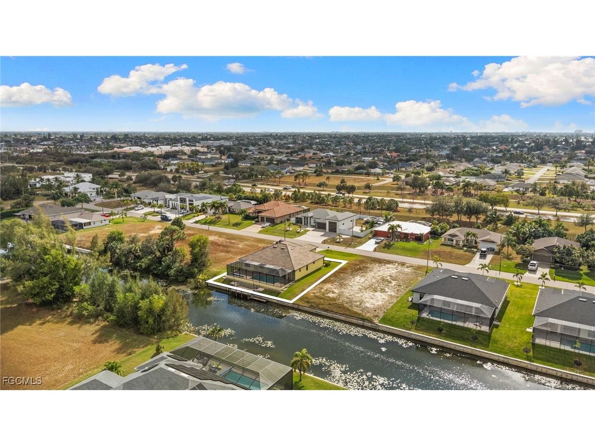 1121 SW 24th Street Cape Coral FL 33991 2025022591 image33