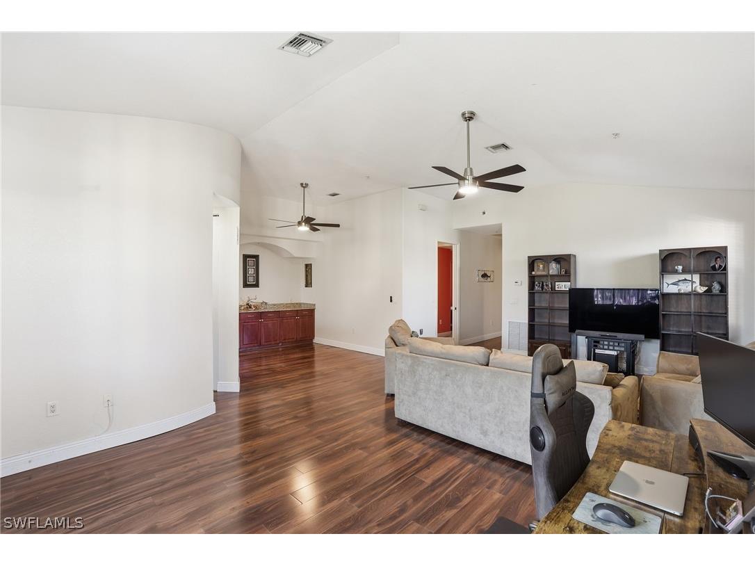 1121 Van Loon Commons Circle #301 Cape Coral FL 33909 226007435 image2