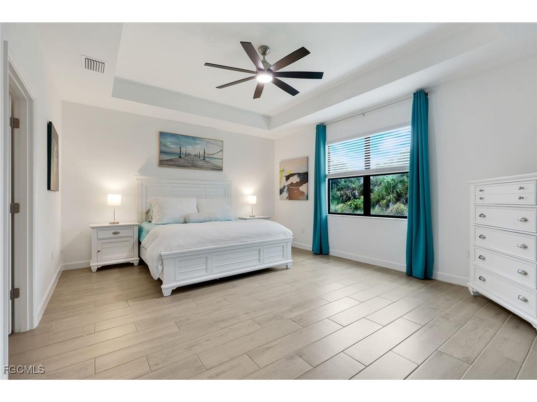 11212 Canopy Loop Fort Myers FL 33913 2025022775 image12