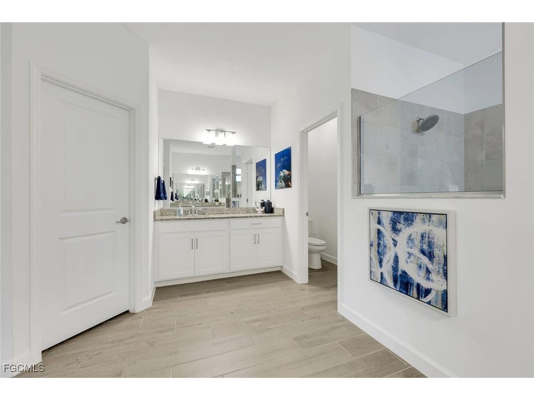 11212 Canopy Loop Fort Myers FL 33913 2025022775 image15