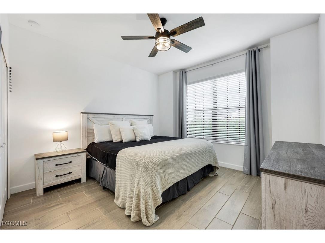 11212 Canopy Loop Fort Myers FL 33913 2025022775 image18