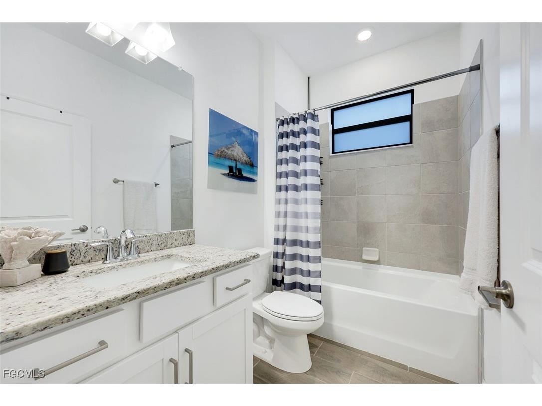 11212 Canopy Loop Fort Myers FL 33913 2025022775 image19