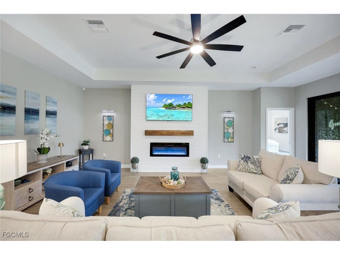 11212 Canopy Loop Fort Myers FL 33913 2025022775 image7