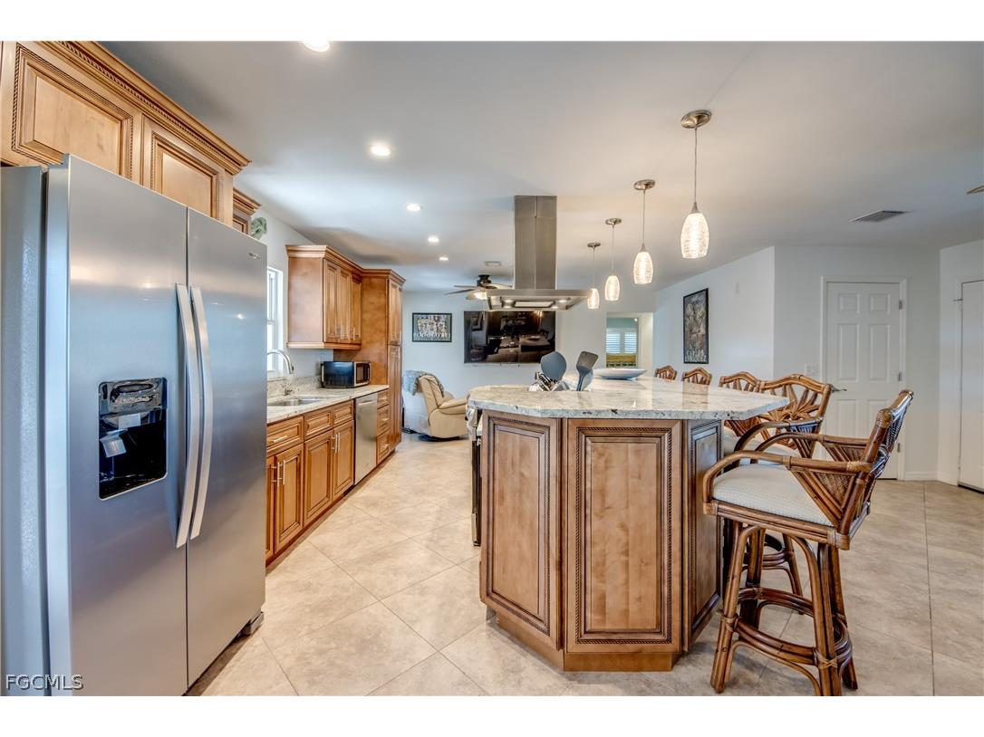 1122 El Dorado Parkway E Cape Coral FL 33904 2026010624 image10