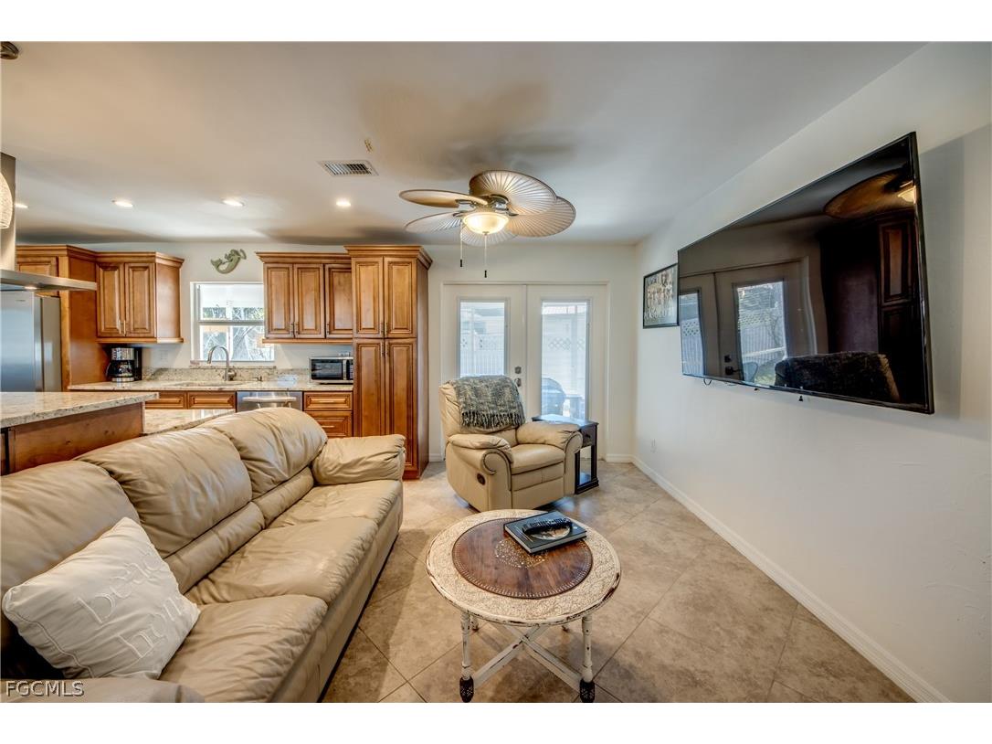 1122 El Dorado Parkway E Cape Coral FL 33904 2026010624 image23